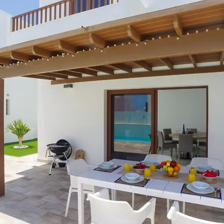 238 - Sofia By Now Ltd Playa Blanca (Lanzarote)