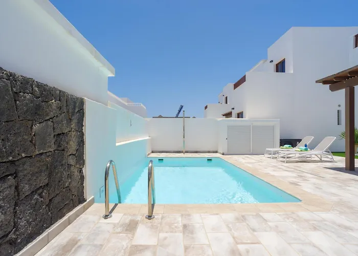 238 - Sofia By Now Ltd Villa Playa Blanca (Lanzarote)