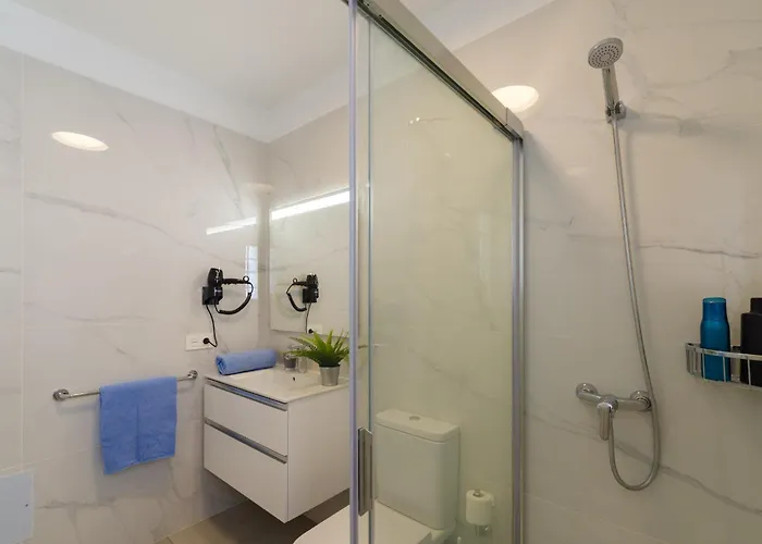 238 - Sofia By Now Ltd * بلايا بلانكا